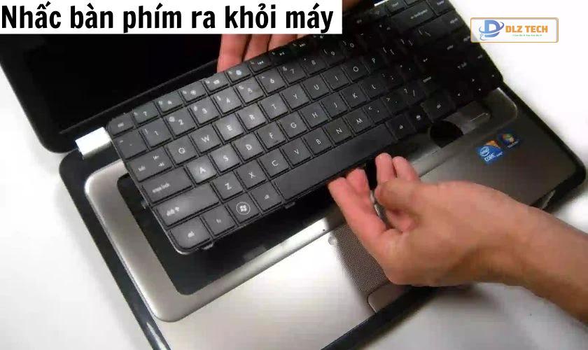 Hướng dẫn thay bàn phím laptop
