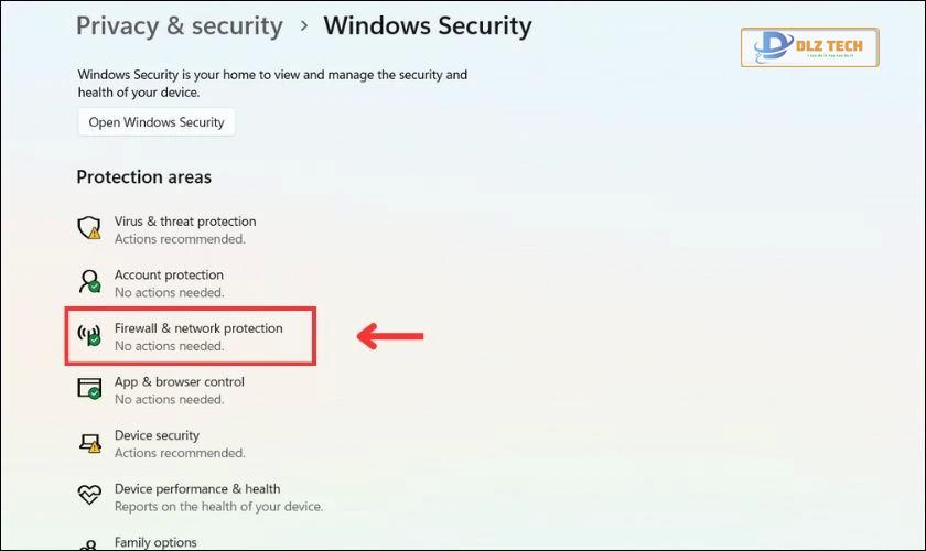 Chọn vào mục Firewall & network protection