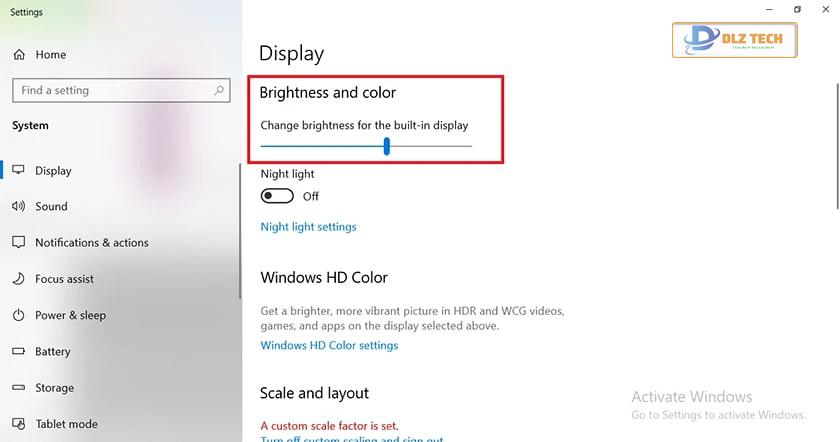 Điều chỉnh độ sáng cho mắt ở “Night light settings”