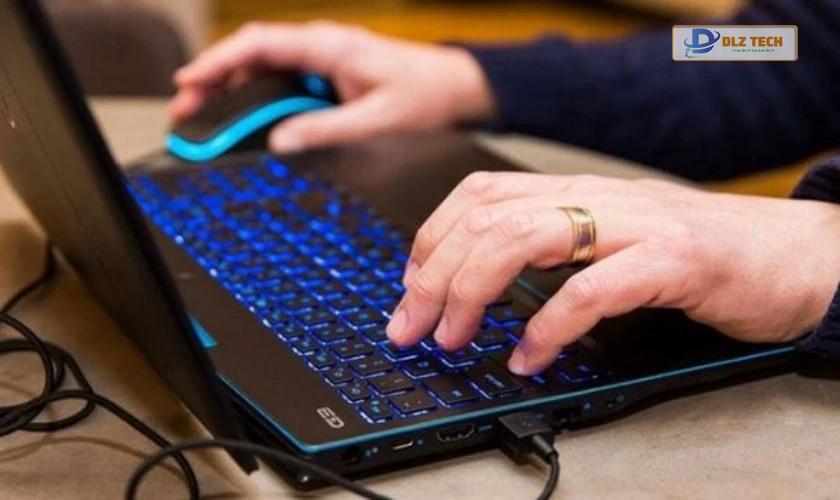 Lợi ích khi bật đèn bàn phím laptop Dell