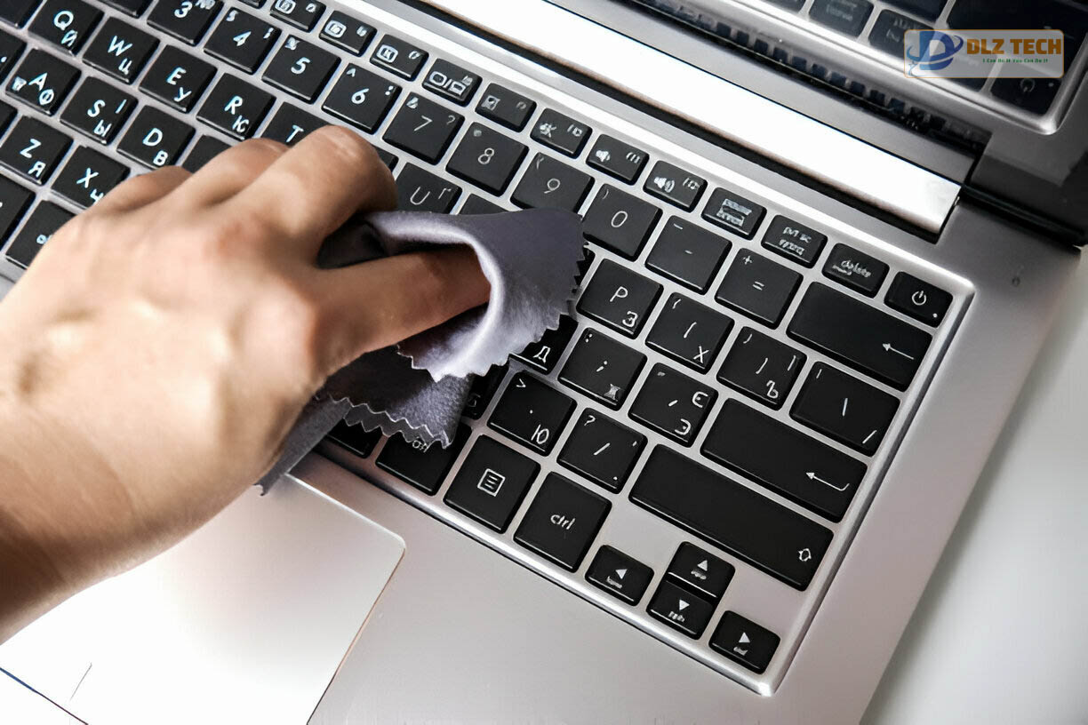 Vệ sinh laptop tại nhà Thủ Dầu Một chuyên nghiệp