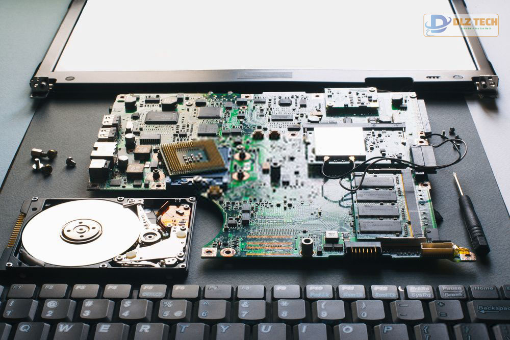 Dấu hiệu laptop bị phồng pin