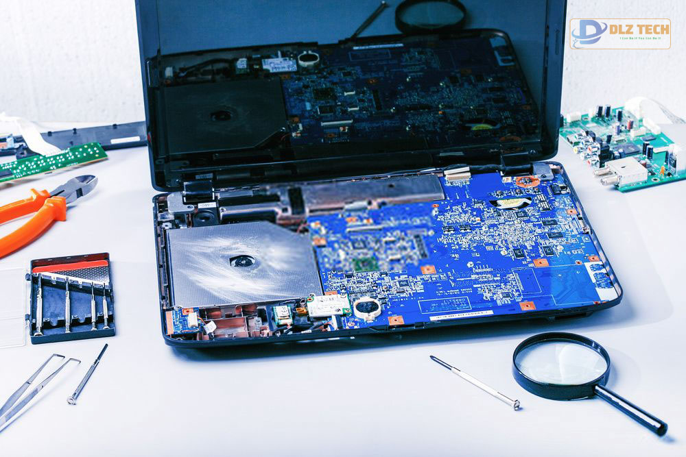 Đội ngũ kỹ thuật viên giàu kinh nghiệm tại Dlz Tech Quận 9 Đội ngũ kỹ thuật viên giàu kinh nghiệm tại Dlz Tech Quận 9